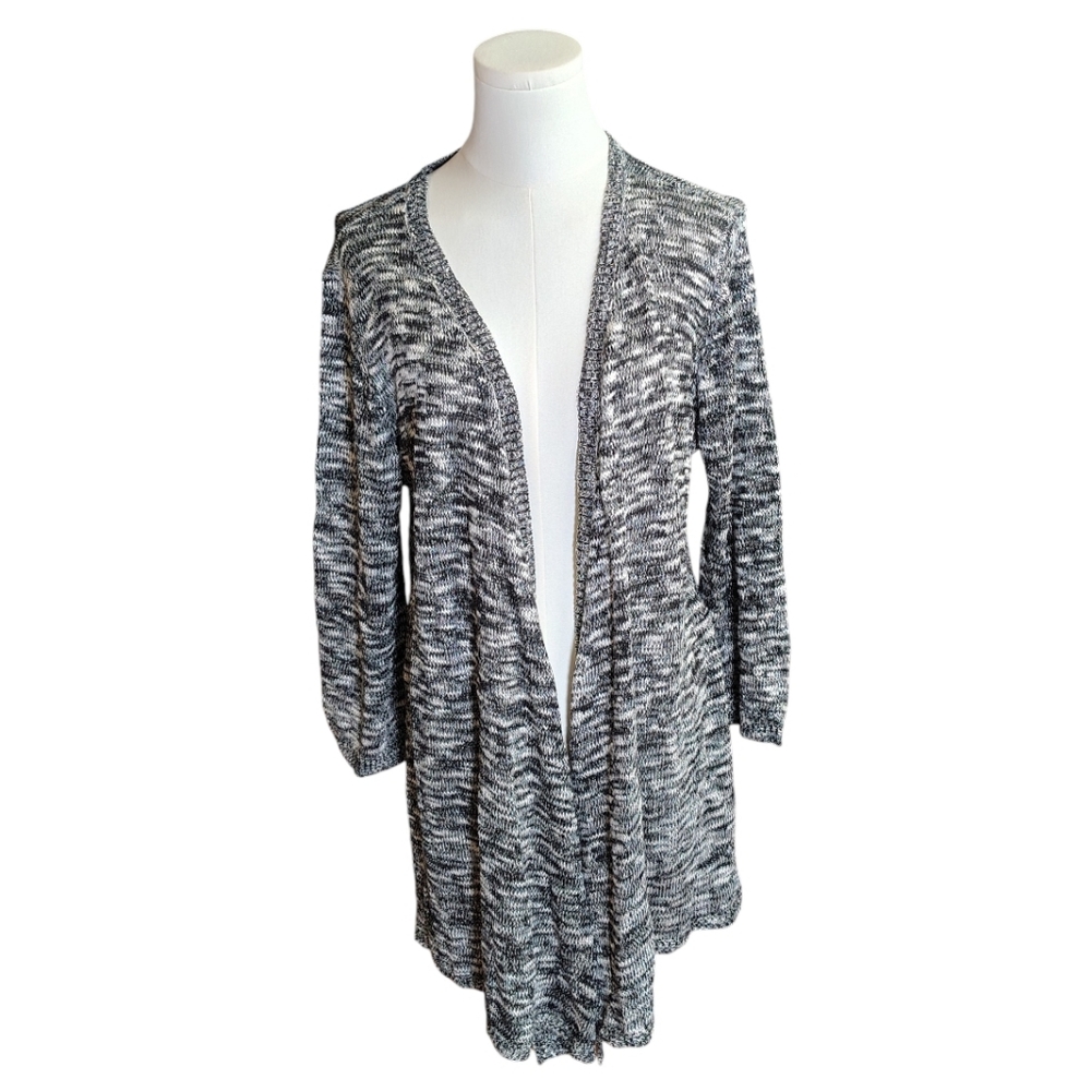 FRESH Black and White Cutout Lacy Back Long Length Shrug Sweater Size XL